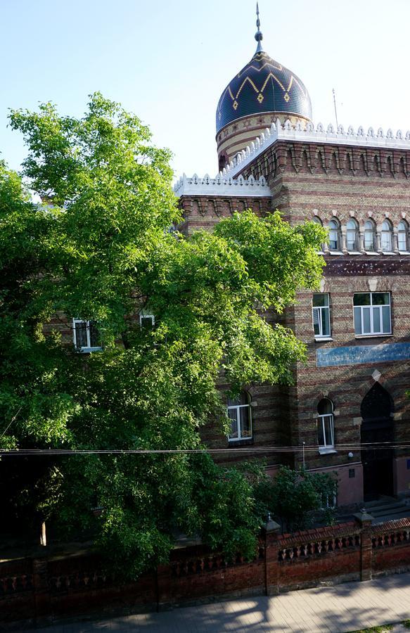 Сozy Apartment On Leontovicha Lviv Exterior photo